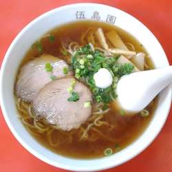 ラーメン＋半チャーハン 900円＋税