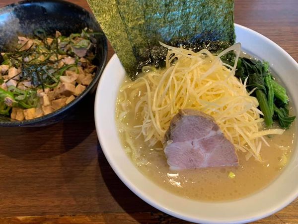「ネギ塩ラーメン＋ネギチャ丼」@弐七家の写真