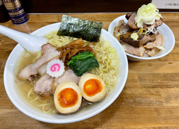 「しおラーメン大盛＋味玉＋チャーシュー丼」@オランダ軒の写真