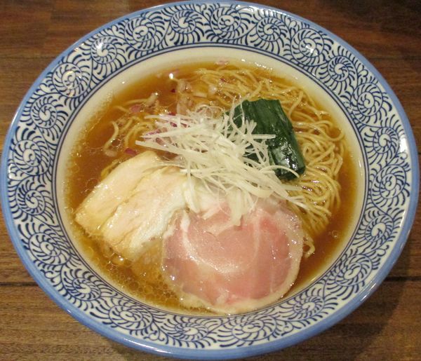 「醤油そば　850円」@貝出汁中華そば 貝香屋の写真