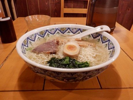 「塩ラーメン」@中国ラーメン 揚州商人 渋谷センター街店の写真