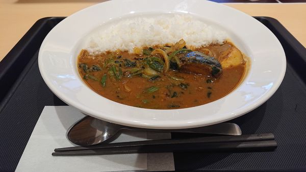 「８種の野菜カレー（激辛）　６５０円」@マイカリー食堂 幕張インター店の写真