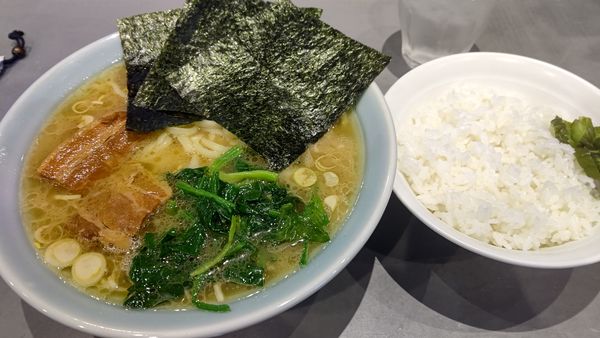 「角煮ラーメン+ライス」@一乃利の写真