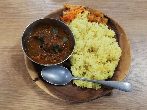 「ポークビンダルー」@negombo33 川越店の写真