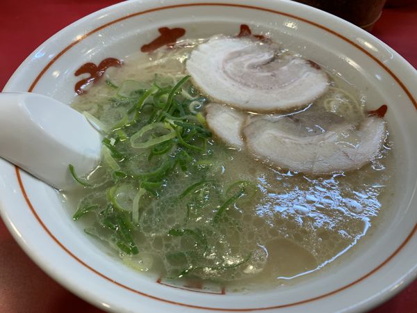 「長浜ラーメン 700円 (麺カタ)」@博多長浜屋台やまちゃん 銀座店の写真