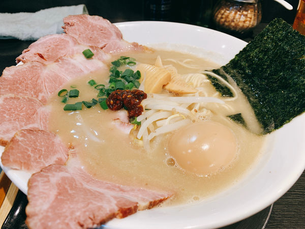 「豚骨ラーメン スペシャル」@つけ麺 中華そば アンタイNOODLESの写真