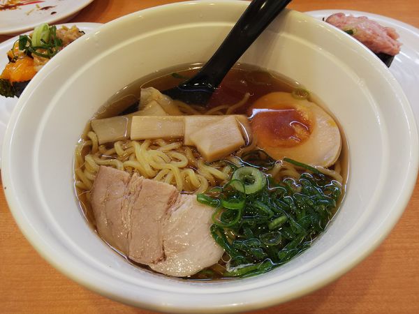 「香味油の醤油ラーメン」@かっぱ寿司 南松本店の写真