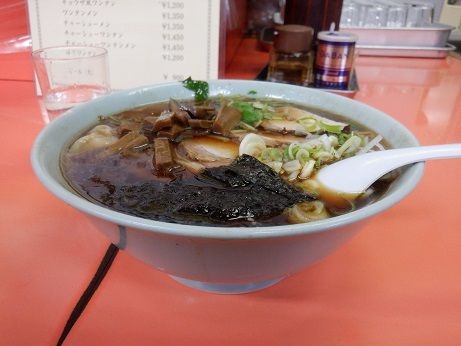 「ワンタンメン」@味の大西 小田原店の写真