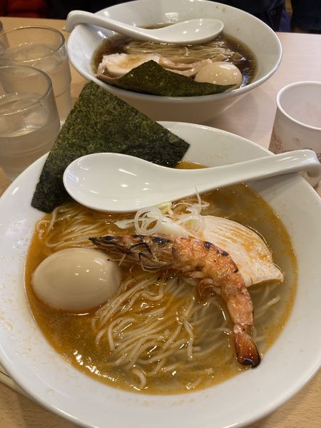 「中華そば、海老塩そば」@麺処ろくめいの写真