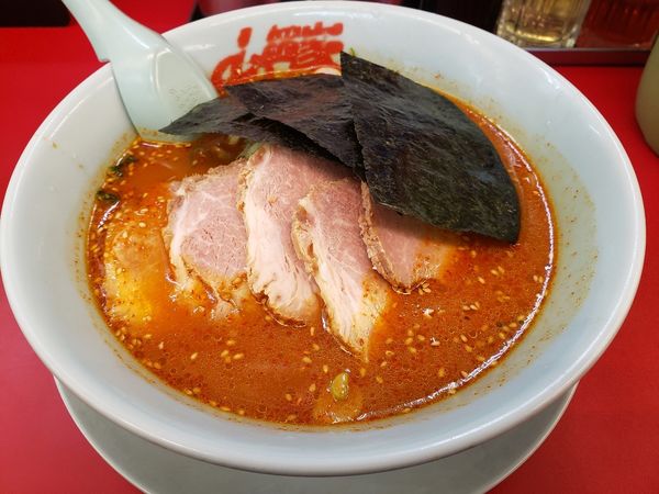 「辛味噌チャーシューメン（麺硬、脂少」@ラーメン山岡家 太田店の写真