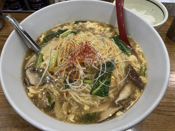 「酸辣湯麺（大）」@スミレ食堂の写真