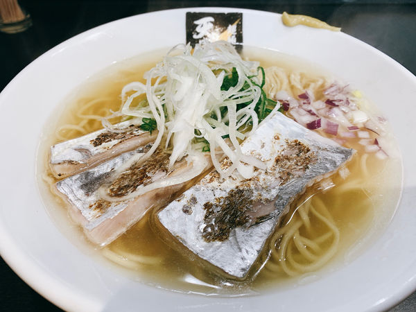 「太刀魚イシモチ煮干しらーめん(塩)」@超純水採麺 天国屋の写真