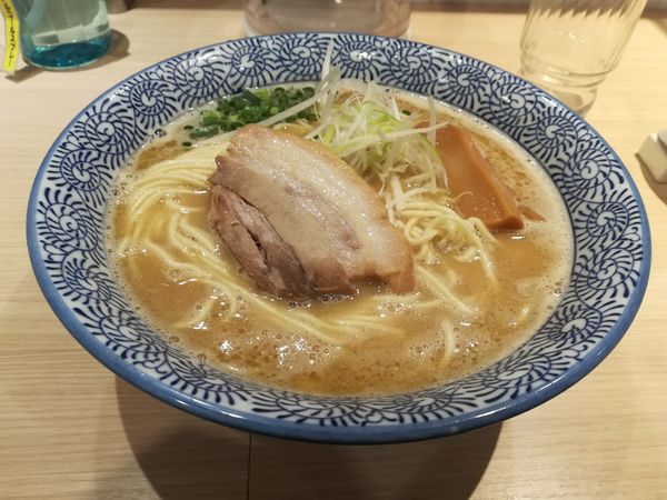 「濃厚魚介らーめん　大盛」@麺屋 一燈の写真
