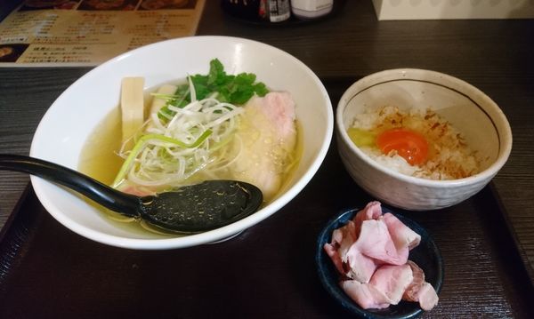 「天草大王とカニ煮干しの中華そば」@麺匠えにしの写真