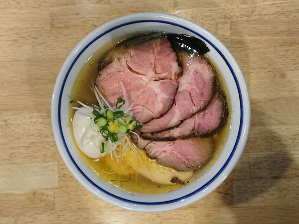 「チャーシュー中華そば（塩）＋煮玉子」@手打式超多加水麺 ののくらの写真