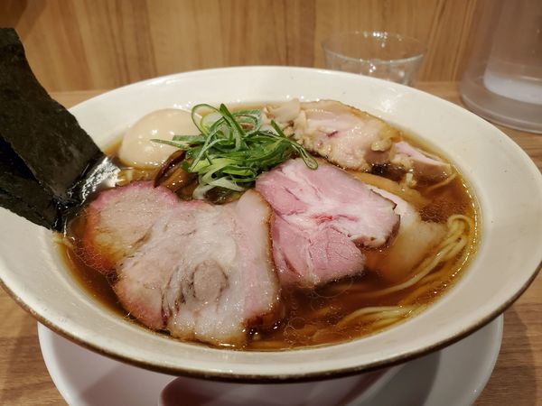 「特製醤油ラーメン (1500円)」@麺処 ほん田 秋葉原本店の写真