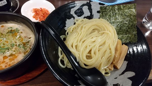 「海老鶏とん（大盛無料）」@温泉つけ麺 維新 熱海本店の写真