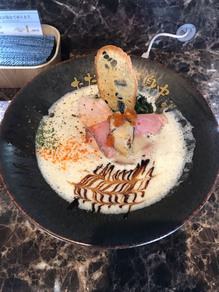 「牡蠣らーめん (鯛出汁✕豆乳) 880円」@ただいま、変身中。の写真