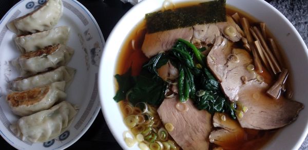 「チャーシューメン（750円）+ギョウザ（400円）※出前」@香新 東町店の写真