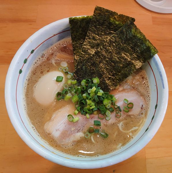 「特製和風豚骨らーめん(970円)」@麺屋 くおんの写真