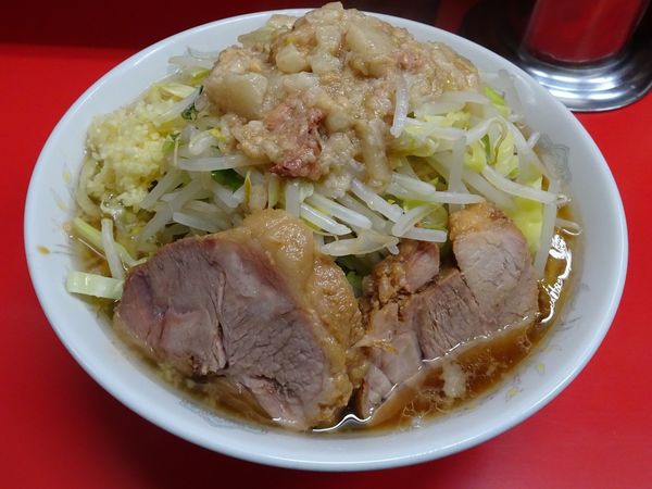「小ラーメン（700円）ヤサイマシニンニクアブラ」@ラーメン二郎 上野毛店の写真