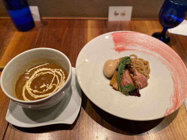「鴨つけ麺 ベリーソース、味玉」@Gion Duck Noodlesの写真