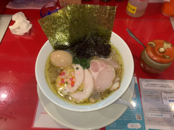「特製 青森県産ニンニクの汐そば 1130円」@Noodles Kitchen GUNNERS 大門浜松町店の写真