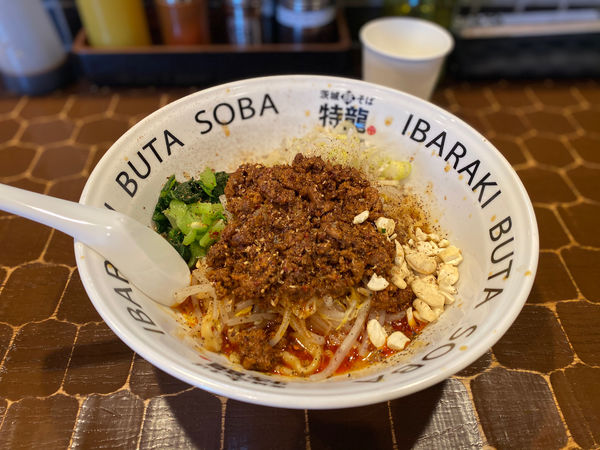 「限定 坦々汁なし　麺半分」@茨城豚そば 特龍 本店の写真