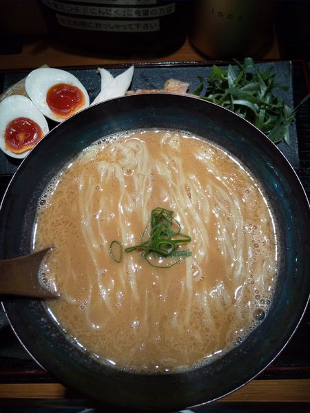 「海老白湯（味玉付き）」@海老で鯛を釣る麺堂。 神楽の写真