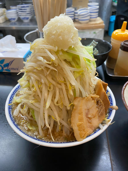 「極太麺こってりラーメンかつお」@山勝角ふじ 南流山店の写真