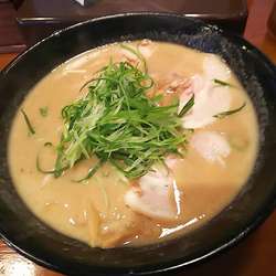 濃厚和風鶏骨醤油 850