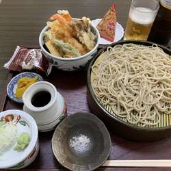 Aランチ950+十割100⁼1050円
