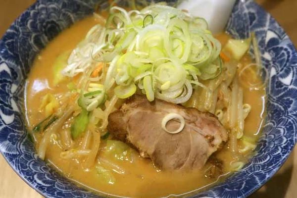 「味噌らーめん　650円」@肉厚わんたん麺と手作り焼売 ら麺亭 浅草支店の写真