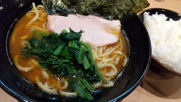 「ラーメン＋のり＋ライス」@輝道家直系 皇綱家の写真