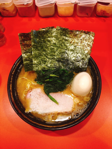 「味玉ラーメン」@横浜家系総本山 吉村家直系店 ラーメン内田家の写真