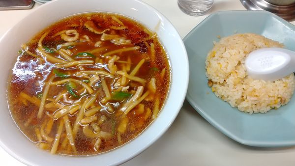 「ルースラーメンセット（半チャーハン付）950円」@味の中華 味の兆楽の写真
