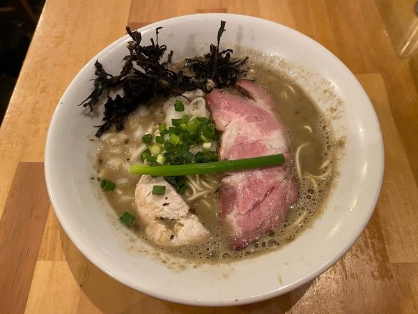 「禁断そば」@煮干専門 中華そば 平八の写真