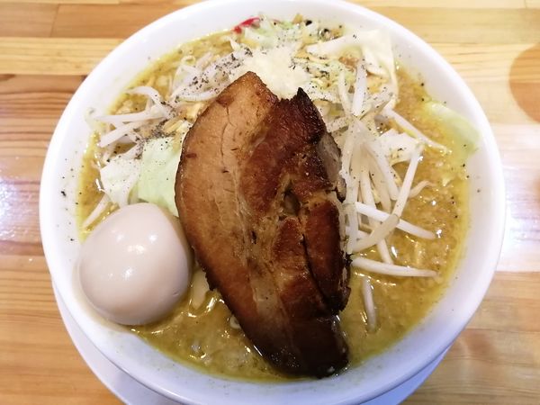 「男気カリー味玉のせ＋チャーシュー丼」@らーめん まるはちの写真