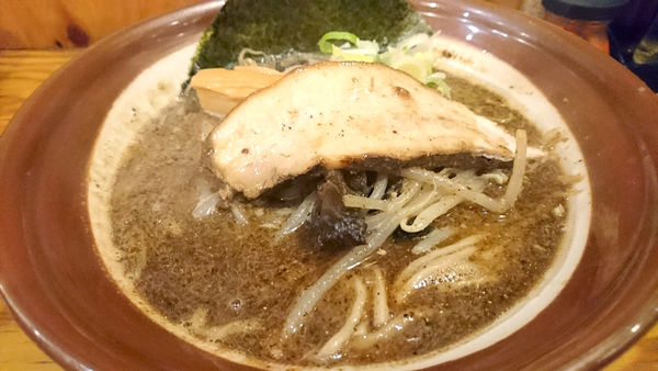 「【夜】にぼし味噌ラーメン」@究極のにぼし味噌らーめん 人間ばんざいの写真