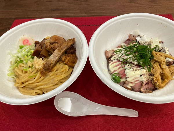「【テイクアウト】必殺油そば600円、炭火チャーマヨ丼400円」@特級鶏蕎麦 龍介の写真