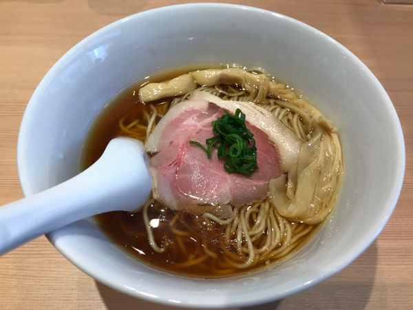「醤油らぁ麺　800円」@らぁ麺すみ田の写真