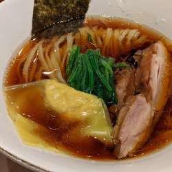 地鶏醤油らぁめん