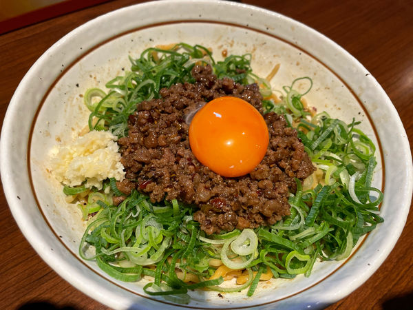 「汁なし坦々麺(卵黄付き)」@麺屋 つばき 寺田町店の写真