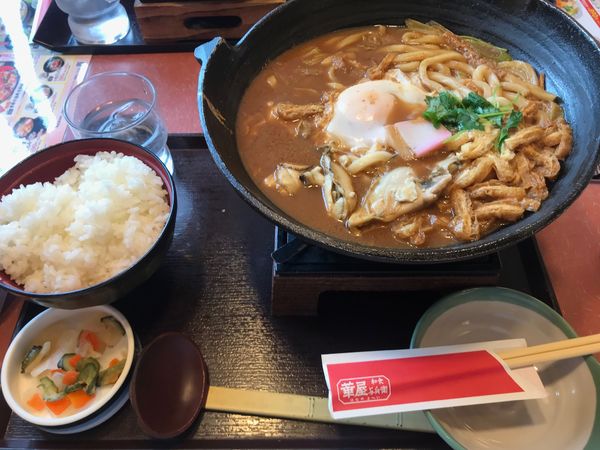 「牡蠣の味噌煮込みうどんセット【1,199円】」@華屋与兵衛 多摩川大橋店の写真