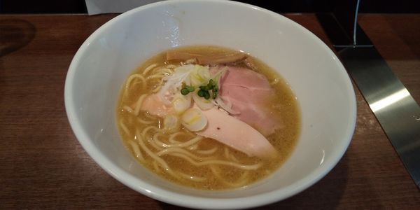 「鶏白湯 鶏ゅ白湯醤油」@東京スタイル鶏らーめん ど・みそ鶏の写真