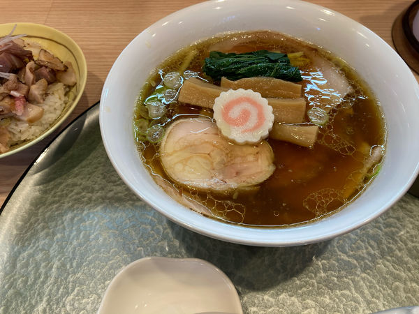 「黒出汁　チャーシュー3枚」@中華そば 深緑の写真