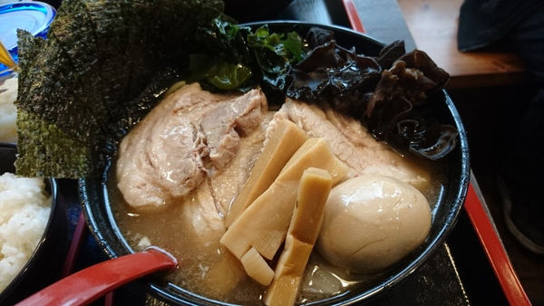 「特製チャーシュー」@イレブンフーズ 源流 南品川店の写真