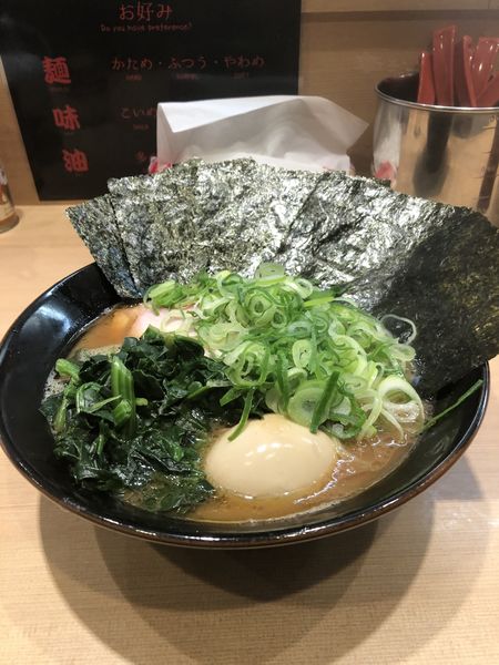 「特製ラーメン」@輝道家直系 皇綱家の写真