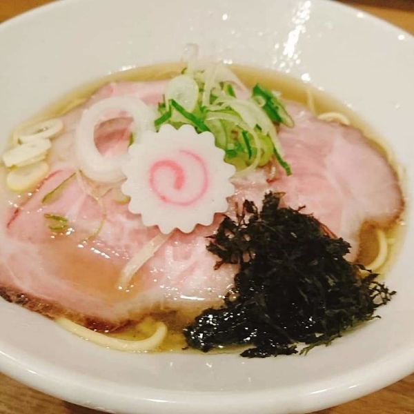 「白煮干1/25ver」@煮干拉麺 小烏丸 問屋町店の写真