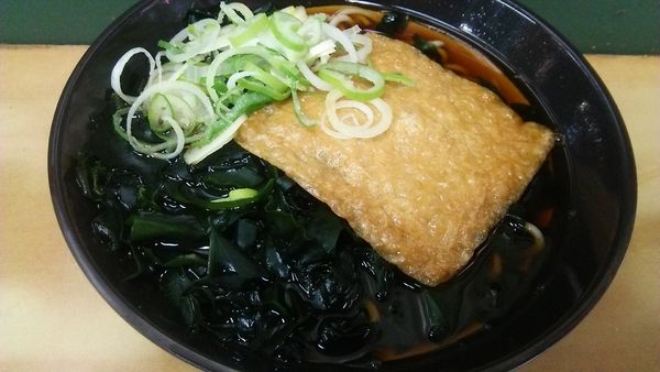 「きつねそば 370円」@天亀そば 神田店の写真